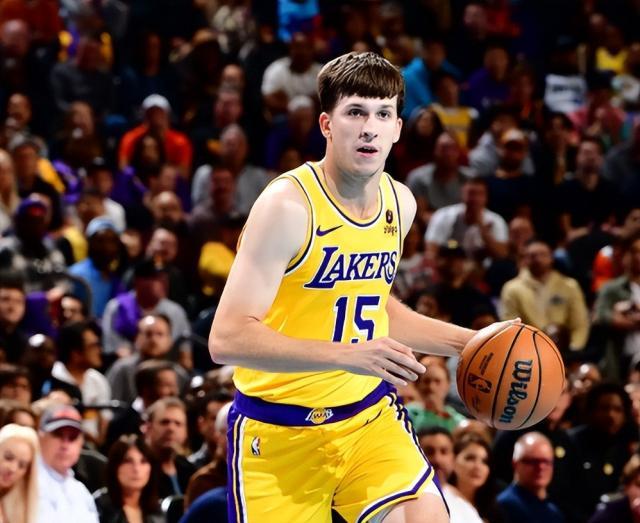 kaiyun体育app-打造湖人版吉诺比利？变阵内幕：哈姆找里夫斯谈话