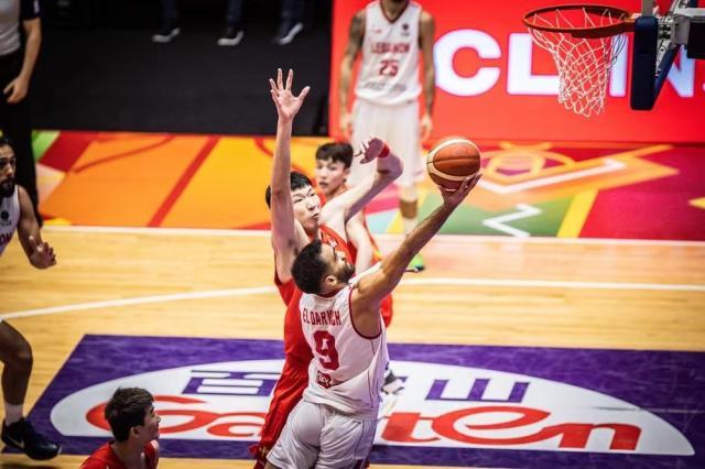 kaiyun体育app-【体坛篮球秀】九问走在转折点上的中国男篮