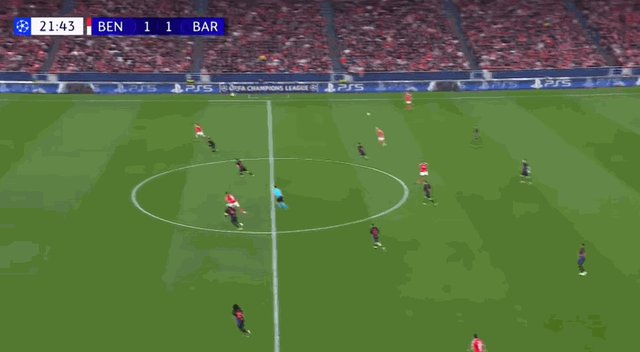 连续两场比赛致命失误，什琴斯尼在巴萨还有未来吗