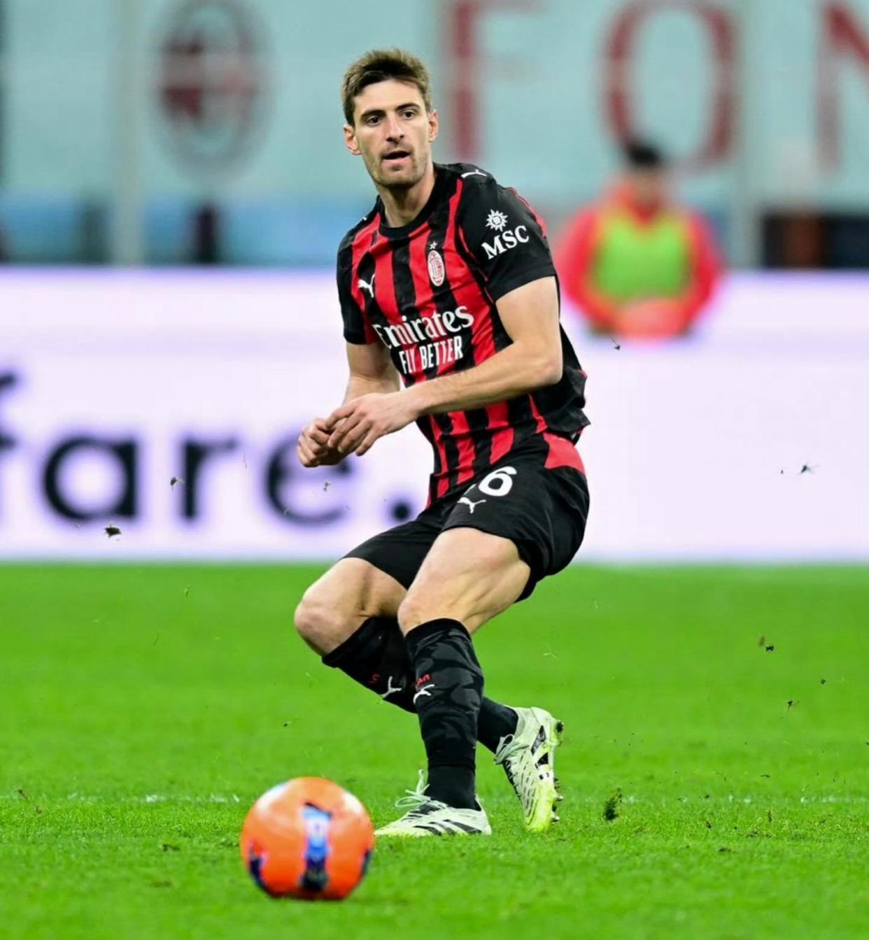 开云官方-挺过来了？米兰后发优势渐显，一周一赛成常态，替补球员回血